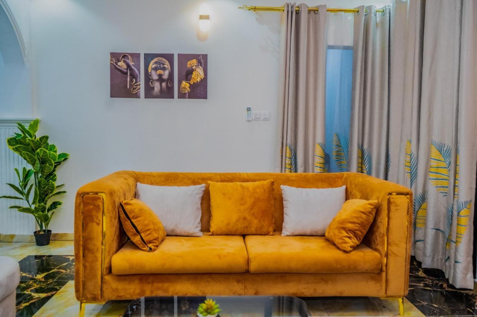Prince Home Douala Eksteriør billede